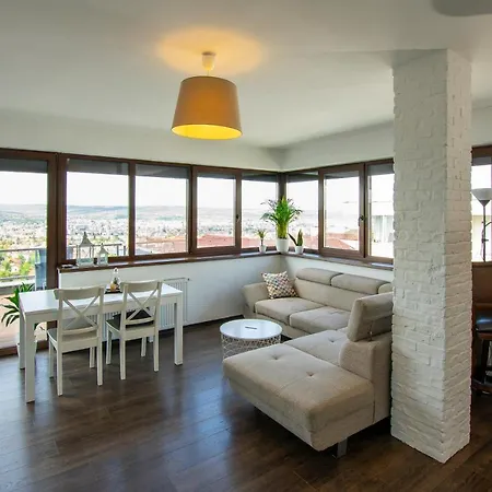Panoramic View Apartment كلوج-نابوكا