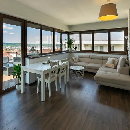 شقة Panoramic View Apartment *